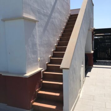 Escalera antes